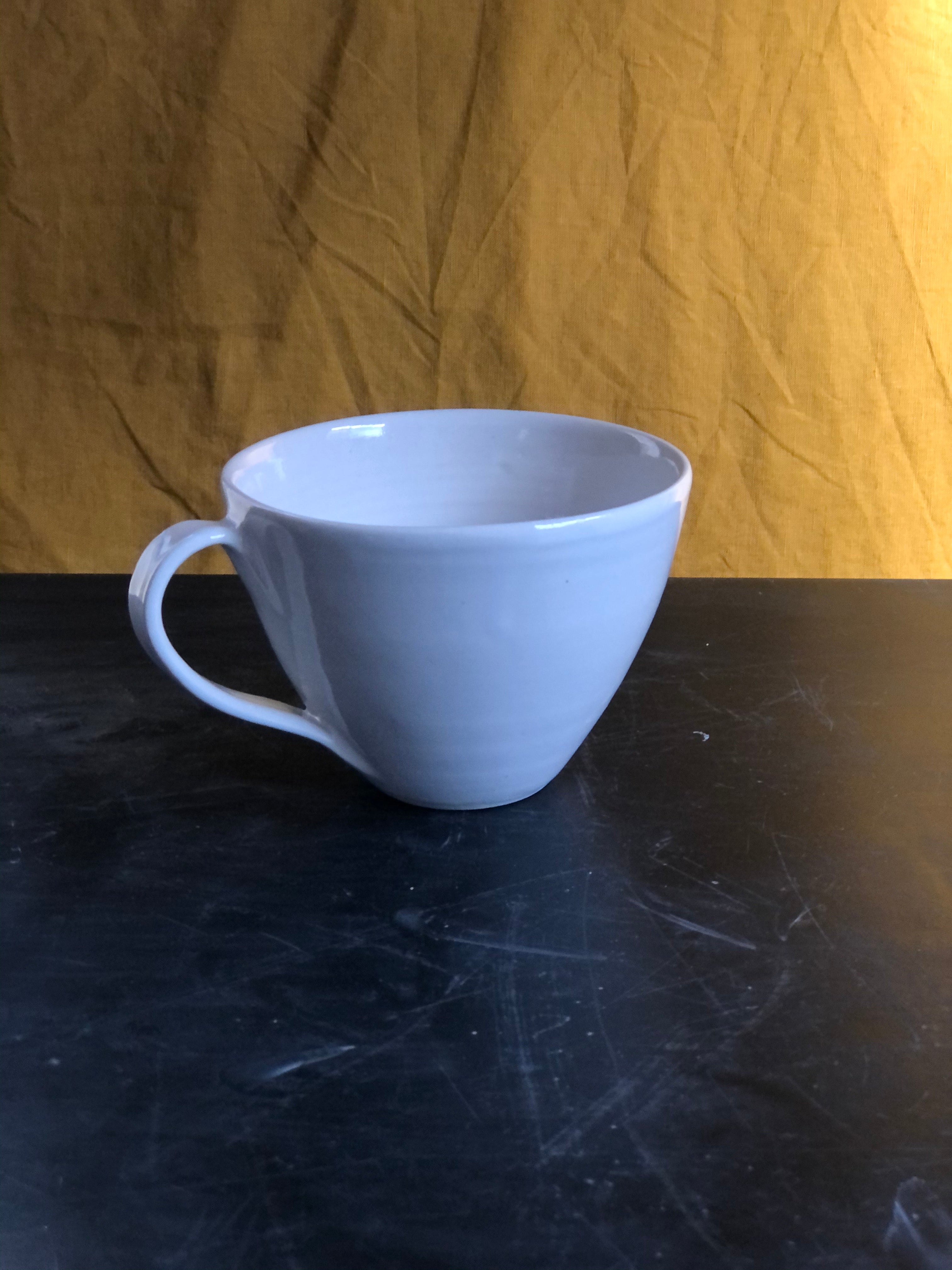 White Curve Mug