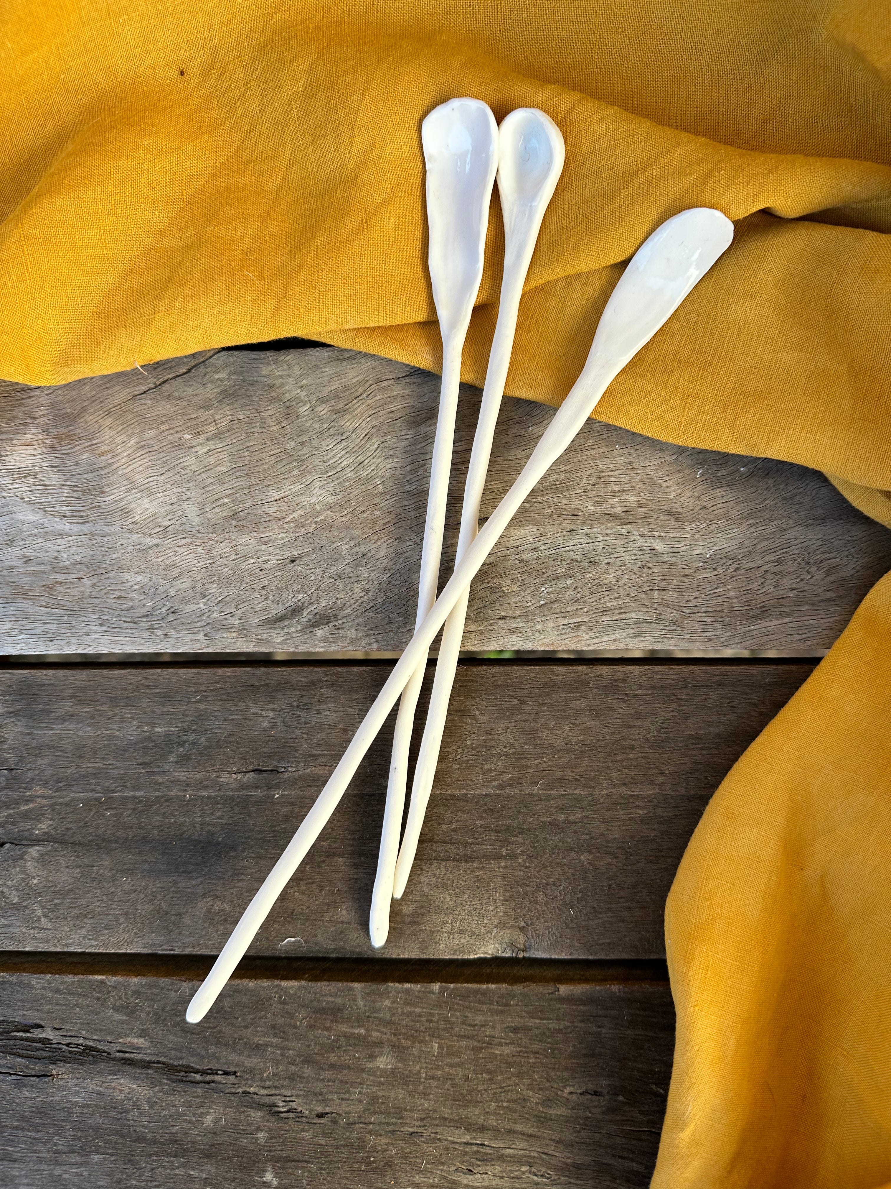 Porcelain stirrers