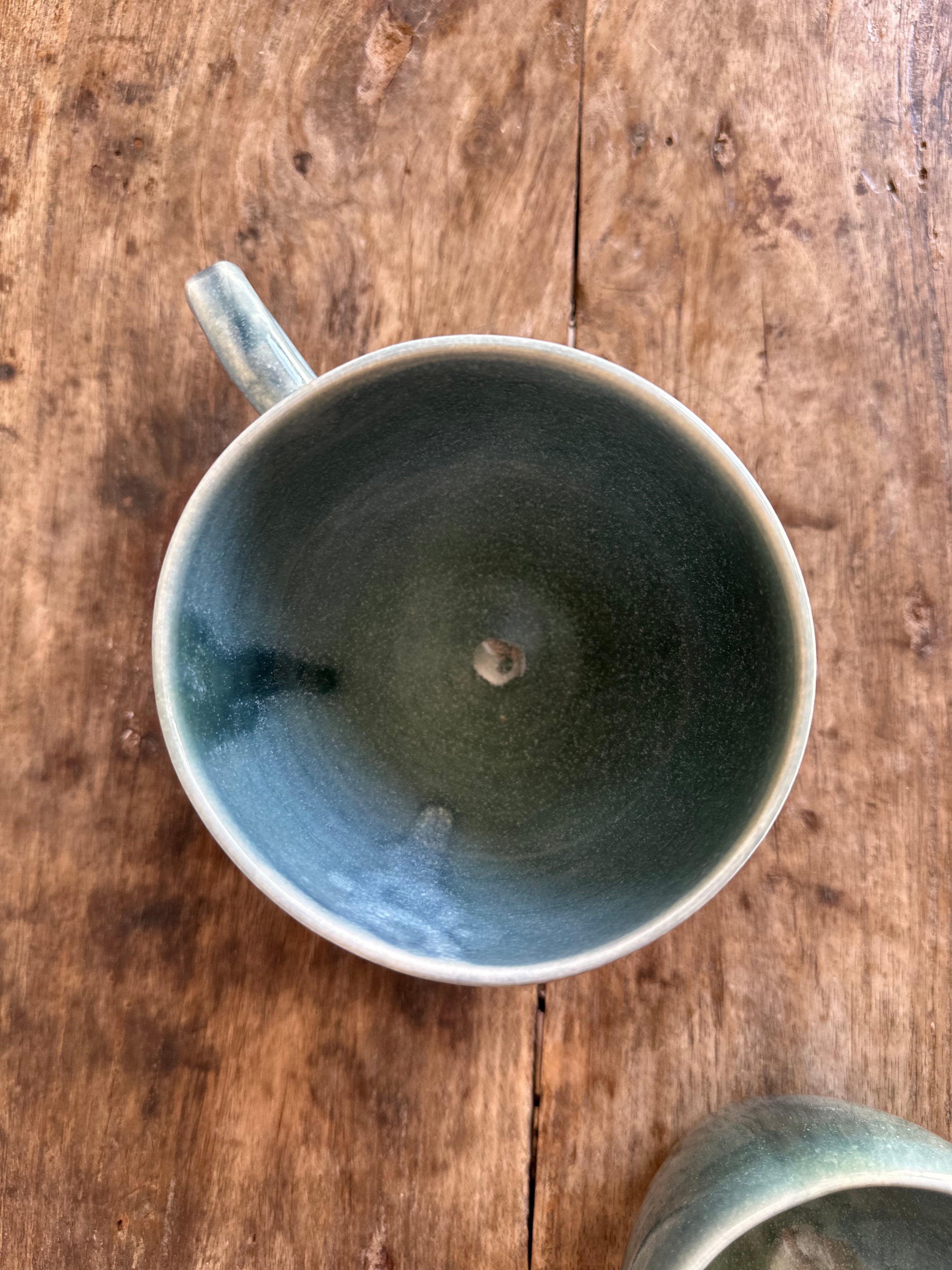 White Curve Mug